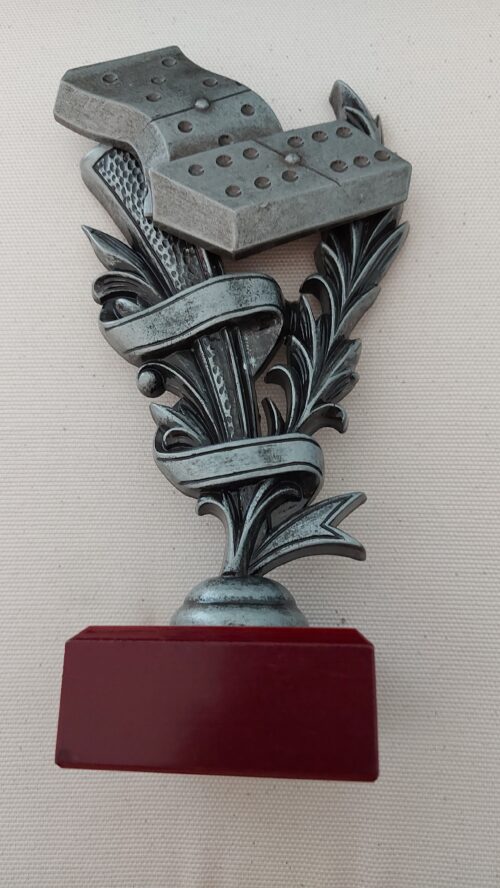 Trofeo de Domino *Ref. 00020  Altura 13cm (Existencias 2)