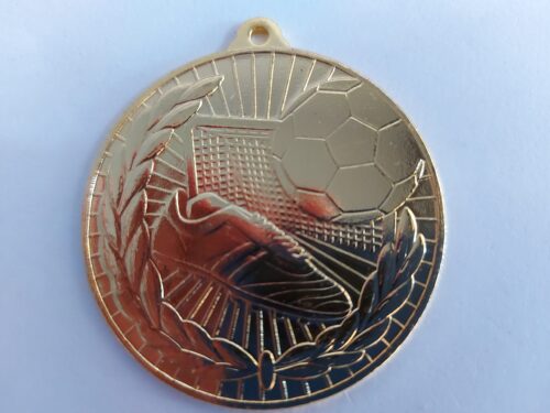 Medalla Ref. 1023  solo Color Oro   Existencias (25 )se venden las 25 juntas.*