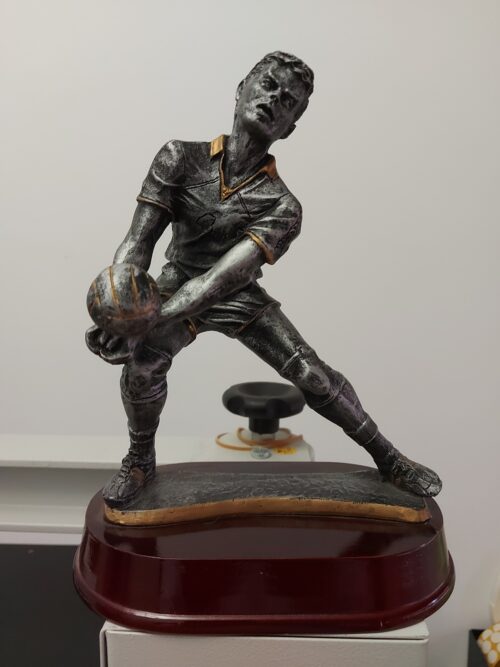 Figura de VOLEIBOL  Ref. 4445  Altura 30 cm  Existencias (1)*****