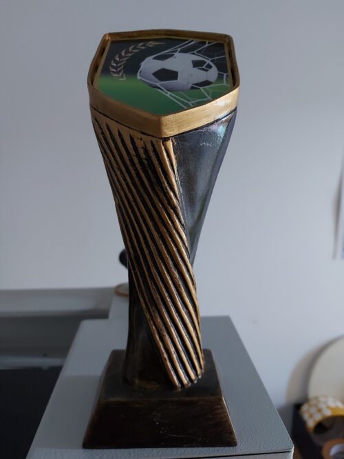 Trofeo de Futbol Ref. 4467  Altura 22 cm  Existencias (2)*****