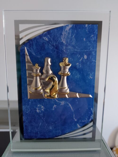 Trofeo de Ajedrez  Ref. 4471  Altura 17 cm  Existencias (4)*****