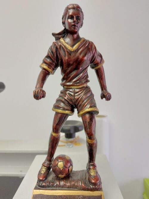 Trofeo de fútbol femenino  Ref.89798*  Altura 22cm  Existencias (1)*****
