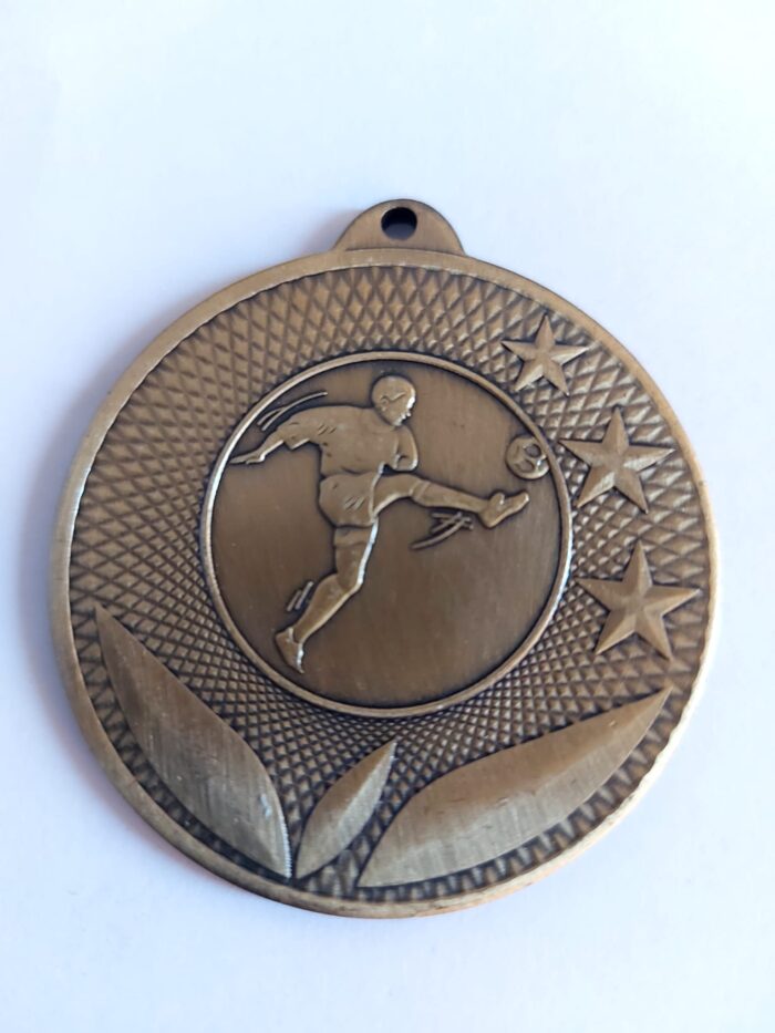 Medalla Ref.1042 futbol solo Color Oro Viejo  Existencias (30) se venden las 30 juntas.*