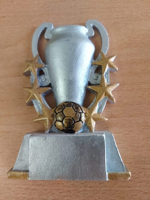 Trofeo de Futbol.  Ref. 45011  Altura 12cm Existencias (1)*****
