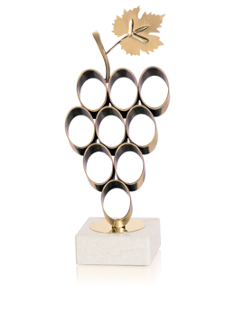 Trofeo de ninicultura (uvas)  Ref.286/04021  Alturas 23cm 26cm 19cm**