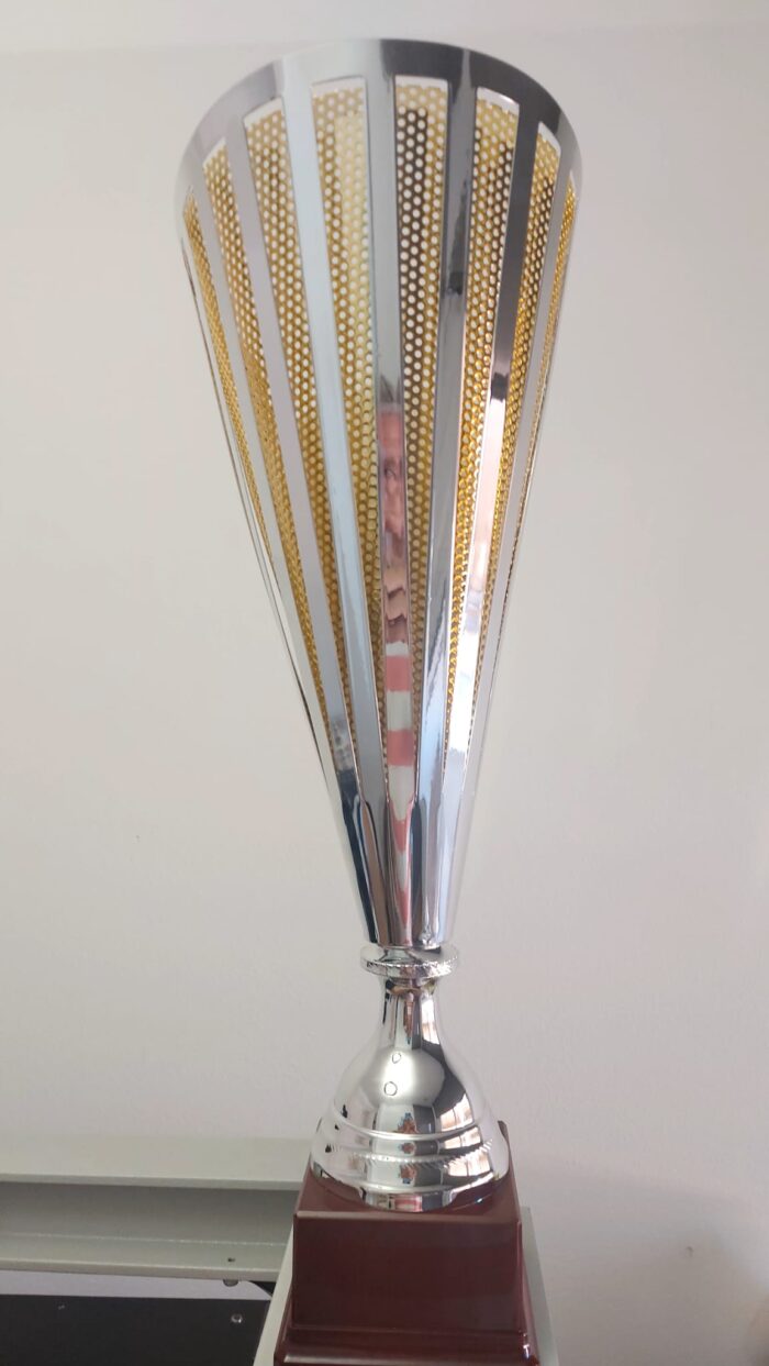 Copa línea Lujo Ref. 067891 Alturas  57cm 52cm 46cm**