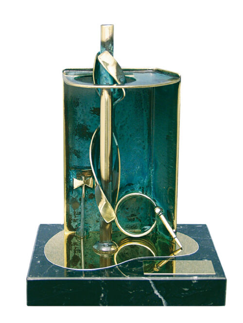 Trofeo de Bombero  Ref.925 Altura 18 x 14cm**